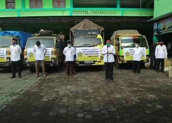 Kemenag Pati Bagikan 2.350 Paket Sembako Kepada Warga Terdampak Covid-19