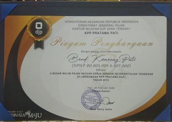 Kemenag Pati Terima Penghargaan sebagai Satker Dengan Setoran Pajak Terbesar Tahun 2019