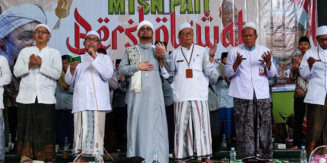 Gema Shalawat Habib Abu Bakar bin Aqil Assegaf Guncang Langit MTsN 1 Pati