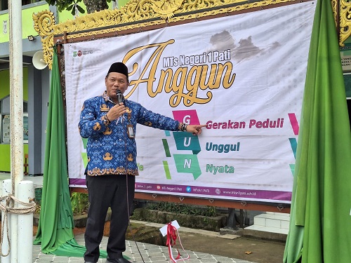 Peringati Hari Sumpah Pemuda, MTsN 1 Pati Launching Tagline ANGGUN